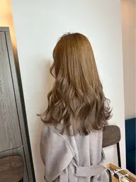 【ブリーチなしで明るいカラーを楽しみたい方へ】カット➕ブリーチなしダブルカラー➕ノーマルトリートメント