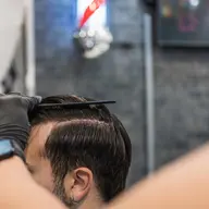 カット+シャンプー(メンズ、レディース)