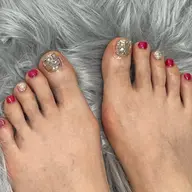 【オフなし/フットジェルネイル】定額デザイン130種類+店舗限定デザインから選べる