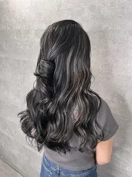 カット+3Dハイライトカラー(ケアブリーチ)+トリートメント