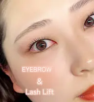 眉毛ワックス×まつげパーマ（パリジェンヌ可）目元のトータルビューティーです♪