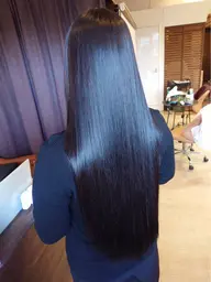 【ミニモ限定クーポン🍀】うる艶髪質改善Xトリートメント + 疲労改善ヘッドスパ（40分）シャンプー・ブロー込み✨