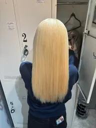 ⚡️カット+ブリーチカラー+5ステップトリートメント⚡️