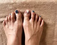 ⭕️爪に優しい💅フットネイル💅ワンカラー🩷ラメグラデ💜マグネットもok