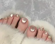 マグネットか、ラメ、またはフラッシュのワンカラーです❤️。★ オフは＋1000円（大きいパーツあれば＋500円）