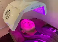 【初回限定】お肌の細胞活性をして素っぴん美人に✨メイクのりが抜群にUP❣️高機能美容液パック付き〈計30分照射〉