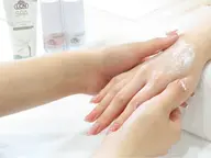 【他店ハンドネイルお休みコース】エイジングケア付きジェルネイルオフ