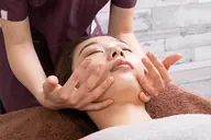 1【速攻女子力アップ】コルギ小顔筋ハイパーナイフ+デコルテ60分4,980円