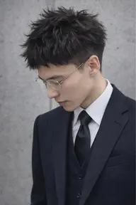 【ベリーショート限定】骨格補正メンズカット+眉毛カットor頭皮クレンジング