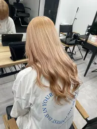 【学生必見👀✨ミニモ学割！】ケアブリーチ＋カラー＋うる艶トリートメント