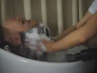 シャンプー+眼浸浴+耳マッサージ+ブローの短時間で目元スッキリコース!