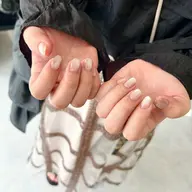 【💖平日新規学割16時までの予約のみ💖】ワンカラーorラメグラ✨️🧲💅(ジェルオフ込み)