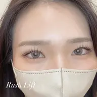 トリートメント付きラッシュリフト🐩まつ毛の負担が気になる方におすすめ⭐️