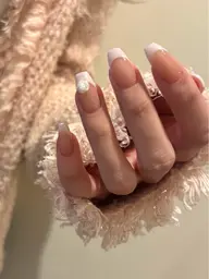 【特別価格】オフありパラジェルフレンチ🕊️(クリアベース)