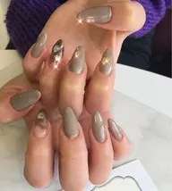 オフ又はフィルイン付き💚ワンカラー＆デザイン左右1本 又はマグネットやラメ✨