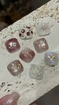 フット 親指アート