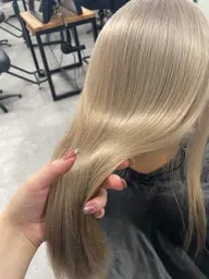 『ミニモ限定』☑️ハイトーン専用🫧クーポン◎カット.ケアブリーチWカラー.最高級トリートメント