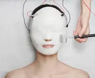 『本気の肌革命！』AHAピーリング＋ビタミン導入