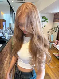 高校卒業生限定🎀初ブリーチオンカラー🫧🫧