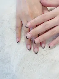 📍フレンチネイル🖤練習モデル💙ベース色なし