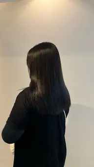 ショートヘッドスパ💆‍♀️🫧シャンプーブロー込み🧴日頃の疲れや毛穴の詰まり、リフトアップ効果⭐️