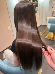 自然な仕上がり◎カット＋部分ストレート＋トリートメント