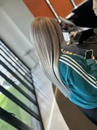 ヘアカラー+シールエクステ(40本)+1本に付き¥360追加