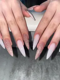 【オフ込】❤️🔥長さ出し10本❤️🔥ワンカラー/ラメ/フラッシュ✨❣️📣【ストーンサービス中❣️】