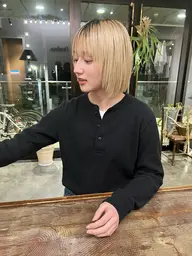 【ブロンドベージュ系におすすめ】カット+2ブリーチ+カラー