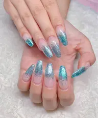 平日限定‼️10本長さだし💅🏽ワンカラーorラメグラ💖(平日以外¥10000)