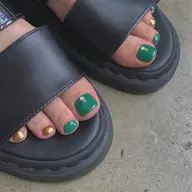 【foot nail】⭐️free design A⭐️アート５本程度オフ代1本¥220円