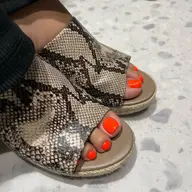 🔥おすすめ🔥【ﾌｯﾄ】ﾜﾝｶﾗｰ & 足裏角質ｹｱ 👣付け替えｵﾌ無し