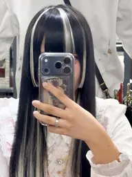 🧝🏻‍♀️プラチナシールエクステ20枚🧝🏻‍♀️イヤリング、ハイライト用《原色エクステ追加料金なし🎶》