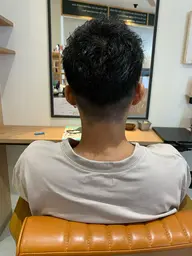 メンズ限定カット+ブリーチ+カラー+頭皮洗浄シャンプー