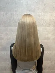 🩵⚡️ブリーチ＋カラー＋トリートメント⚡️🩵