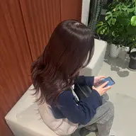 One color ¥8,000→¥2,500‼️傷ませないケアカラー剤使用✨なんでもご相談下さい🌼