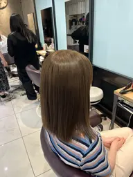 🩶赤み消しカラー🩶オリーブカラー➕うる艶トリートメント➕韓国風コテ巻き