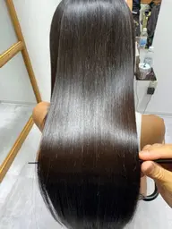 カット+美髪縮毛矯正+TOKIOトリートメント¥23,400 → ¥19,400