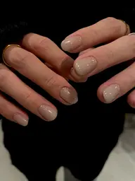 【ご新規様オフ代無料】グラデーションネイル(フィルイン込み)