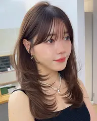 特別開放🌈今人気の韓国レイヤー❣️トリートメント付🌟少し短くしたい！ミドル​〜​ハイレイヤーを入れたい方専用メニューです