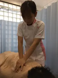 《初回》ボディケア40分　タオルの上からのボディケアです。肩こり、腰痛、足の浮腫み、お客様の気になるところを集中ケア☆