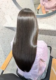 『ケアストレート』髪質改善ストレート（縮毛矯正） ¥15900