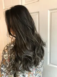 ew Open記念🧖‍♀️【 ハイライトcolor＋リペアトリートメント】