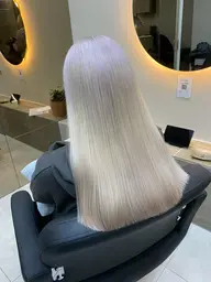 2ブリーチカラー+2ステップケアトリートメント(ブリーチ有り)