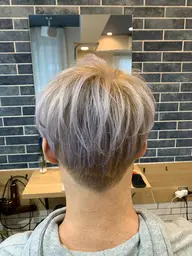 (メンズ限定)メンズカット＋ブリーチ＋カラー＋眉カット＋水素トリートメント