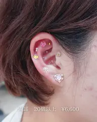 【話題沸騰中】耳ツボジュエリーつけ放題👂🏼💖