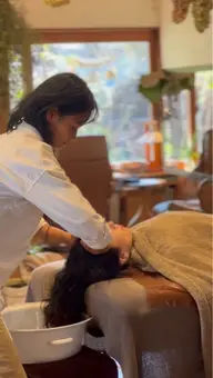 シロダーラ（ヘッドスパ/頭身浴/シロダーラ）