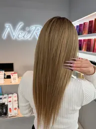 🥣艶々ワンカラー＋人毛エクステ８０本＋馴染ませカット✂️/ 北千住