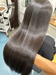 【2回目、3回目の方限定】髪質改善カラートリートメント✨他店では出せない ツヤ感と質感を✨(ロング+¥1,100)