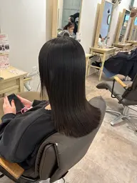 《　平日割❣️ 》 ナチュラル縮毛矯正 ＋ カット ＋ プレミアムトリートメント 🕊️（仕上がり肩下）